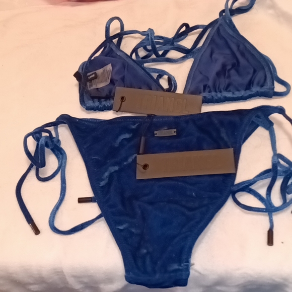 Triangl - Picture 2 of 2